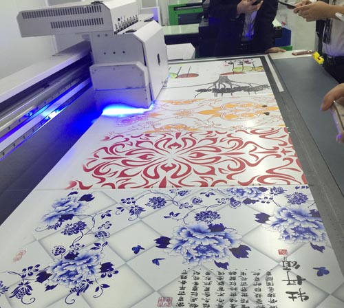 查環(huán)保！集成墻板打印機(jī)怎么用起來(lái)